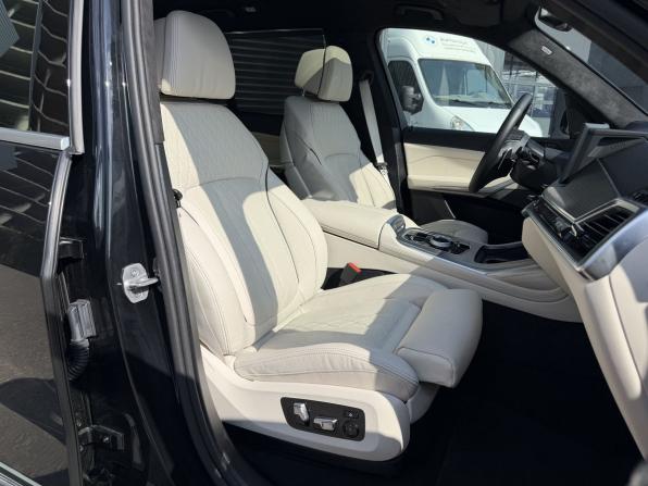BMW X7 I (G07) Рестайлинг с пробегом 2025 года, цена 13 890 000 рублей, 11000 км, внедорожник, Автокод Объявления
