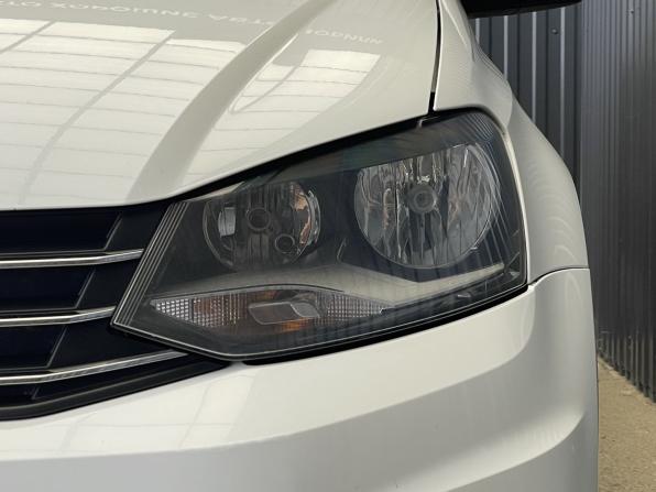 Volkswagen Polo V Рестайлинг с пробегом 2016 года, цена 1 177 000 рублей, 102847 км, седан, Автокод Объявления