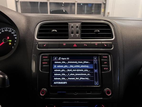 Volkswagen Polo V Рестайлинг с пробегом 2020 года, цена 1 530 000 рублей, 60829 км, седан, Автокод Объявления