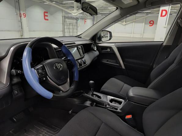 Toyota RAV4 IV (XA40) Рестайлинг с пробегом 2016 года, цена 2 280 000 рублей, 125771 км, внедорожник, Автокод Объявления