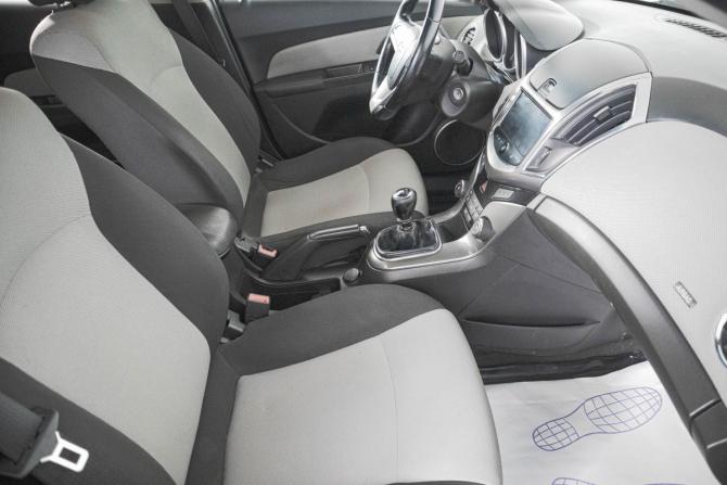 Chevrolet Cruze I Рестайлинг с пробегом 2014 года, цена 749 000 рублей, 240000 км, хэтчбек, Автокод Объявления