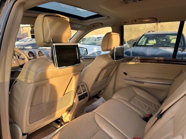 Mercedes-Benz GL-Класс I (X164) Рестайлинг с пробегом 2011 года, цена 1 690 000 рублей, 196865 км, внедорожник, Автокод Объявления