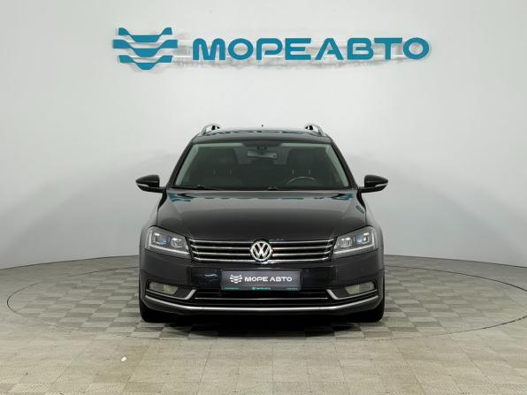 Volkswagen Passat B7 с пробегом 2010 года, цена 1 030 000 рублей, 298030 км, универсал, Автокод Объявления