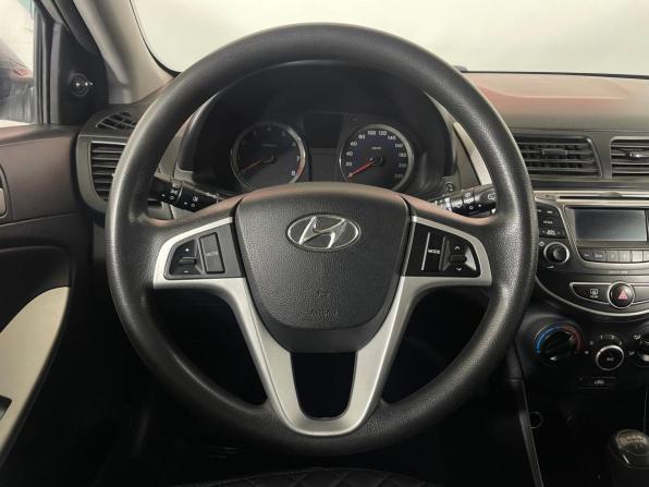 Hyundai Solaris I с пробегом 2012 года, цена 600 000 рублей, 206173 км, хэтчбек, Автокод Объявления