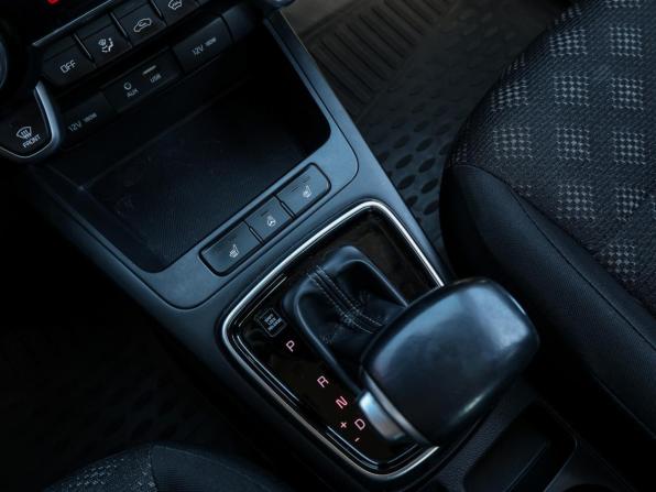 Kia Rio IV с пробегом 2018 года, цена 1 179 000 рублей, 211443 км, седан, Автокод Объявления