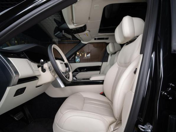 Новый Land Rover Range Rover V 2026 года, цена 25 990 000 рублей, внедорожник, Автокод Объявления