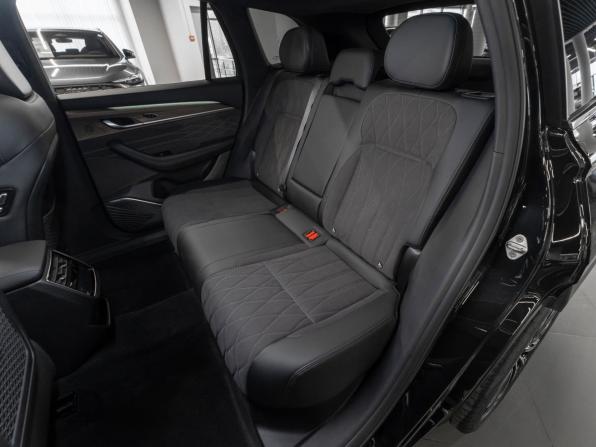 Geely Monjaro I Рестайлинг (China Market) с пробегом 2025 года, цена 4 200 000 рублей, 50 км, внедорожник, Автокод Объявления