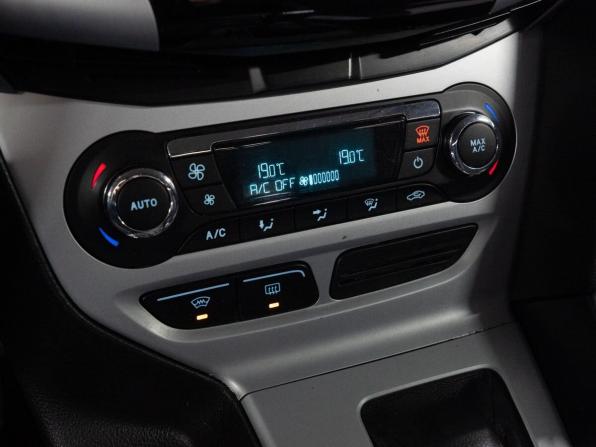 Ford Focus III с пробегом 2014 года, цена 950 000 рублей, 154442 км, седан, Автокод Объявления