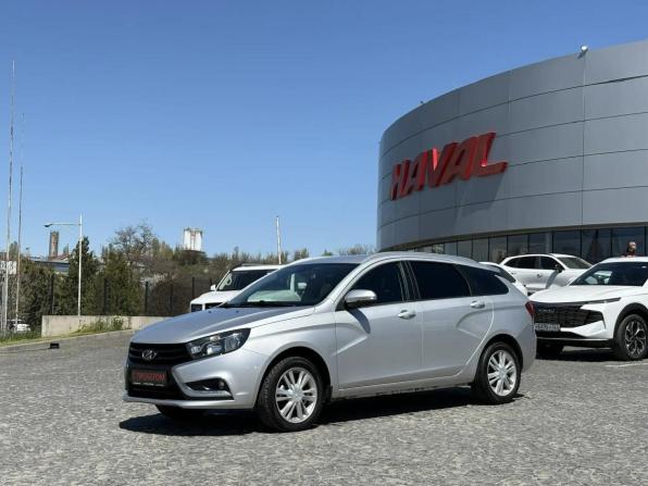 Lada (ВАЗ) Vesta I с пробегом 2018 года, цена 999 000 рублей, 110982 км, универсал, Автокод Объявления
