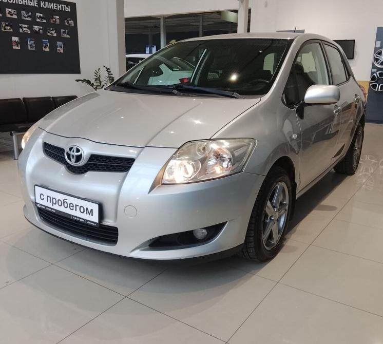 Toyota Auris I Калининград  - изображение 1