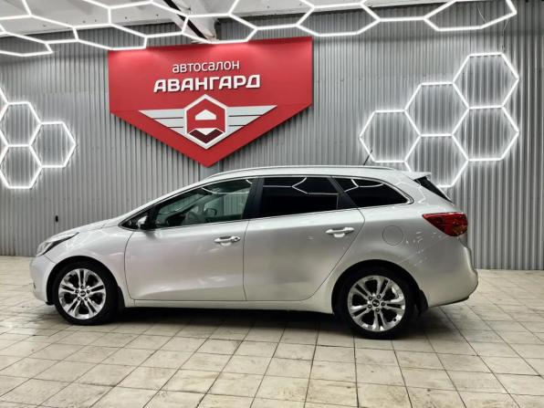 Kia Ceed II с пробегом 2012 года, цена 1 100 000 рублей, 236319 км, универсал, Автокод Объявления