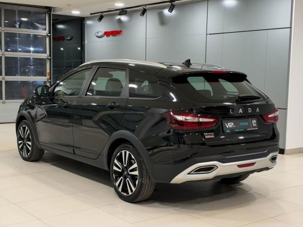 Lada (ВАЗ) Vesta I Рестайлинг (NG) с пробегом 2023 года, цена 1 575 000 рублей, 42478 км, седан, Автокод Объявления
