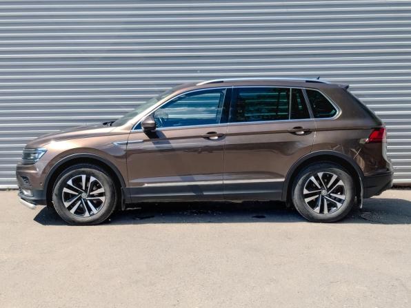 Volkswagen Tiguan II с пробегом 2019 года, цена 2 300 000 рублей, 185000 км, внедорожник, Автокод Объявления