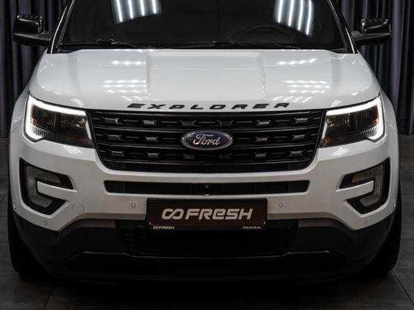 Ford Explorer V Рестайлинг с пробегом 2016 года, цена 2 899 000 рублей, 208054 км, внедорожник, Автокод Объявления