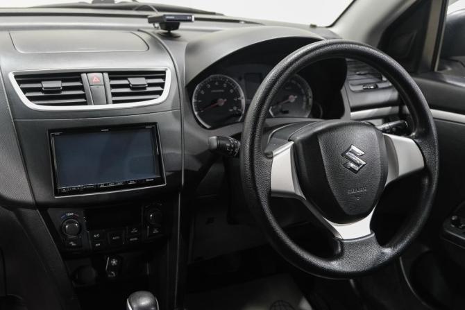 Suzuki Swift IV с пробегом 2014 года, цена 799 000 рублей, 171000 км, хэтчбек, Автокод Объявления