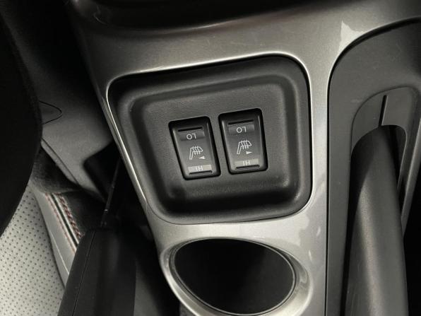 Nissan Juke I с пробегом 2012 года, цена 1 035 000 рублей, 123796 км, внедорожник, Автокод Объявления