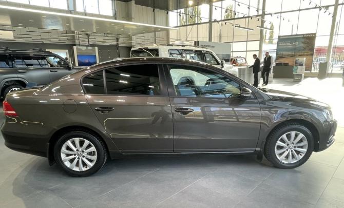 Volkswagen Passat B7 с пробегом 2012 года, цена 1 050 000 рублей, 155147 км, седан, Автокод Объявления