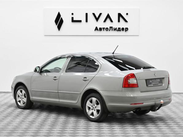Skoda Octavia II (A5) Рестайлинг с пробегом 2013 года, цена 645 000 рублей, 135452 км, лифтбек, Автокод Объявления