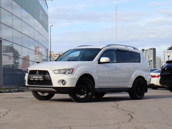 Mitsubishi Outlander II Рестайлинг с пробегом 2010 года, цена 900 000 рублей, 229302 км, внедорожник, Автокод Объявления