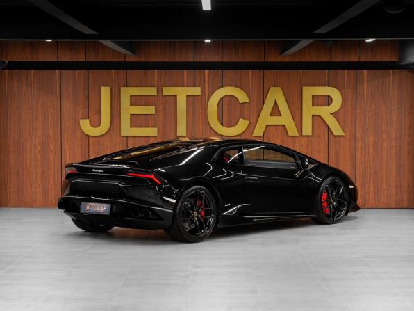 Lamborghini Huracán I с пробегом 2015 года, цена 18 500 000 рублей, 14117 км, купе, Автокод Объявления