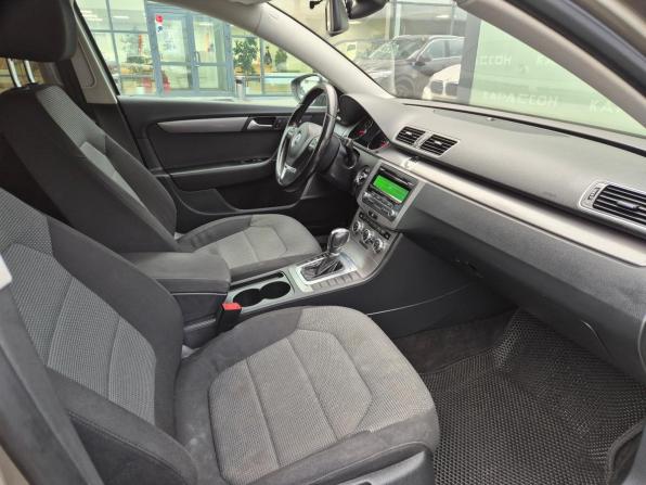 Volkswagen Passat B7 с пробегом 2012 года, цена 969 000 рублей, 238046 км, седан, Автокод Объявления