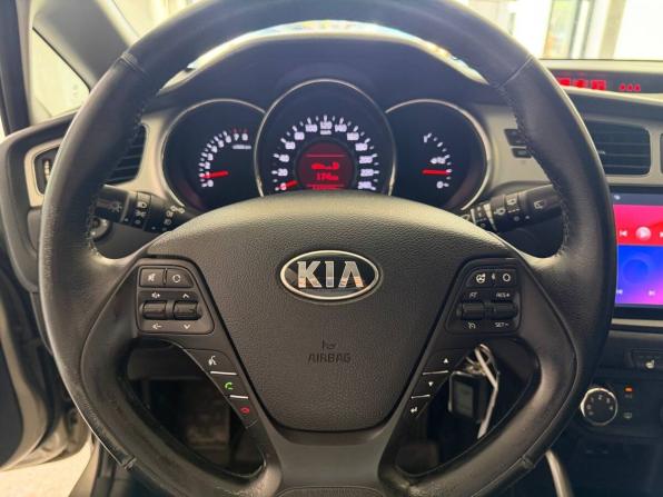Kia Ceed II с пробегом 2013 года, цена 913 000 рублей, 113625 км, хэтчбек, Автокод Объявления