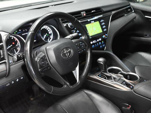 Toyota Camry VIII (XV70) с пробегом 2018 года, цена 2 910 000 рублей, 73434 км, седан, Автокод Объявления