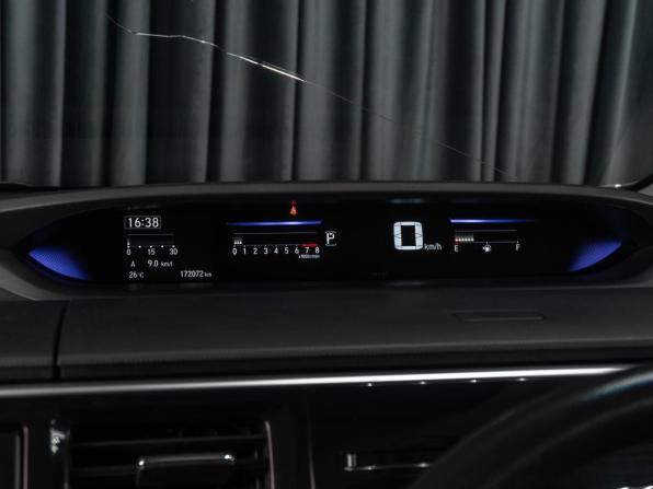 Honda Stepwgn V с пробегом 2017 года, цена 1 779 000 рублей, 172072 км, минивэн, Автокод Объявления