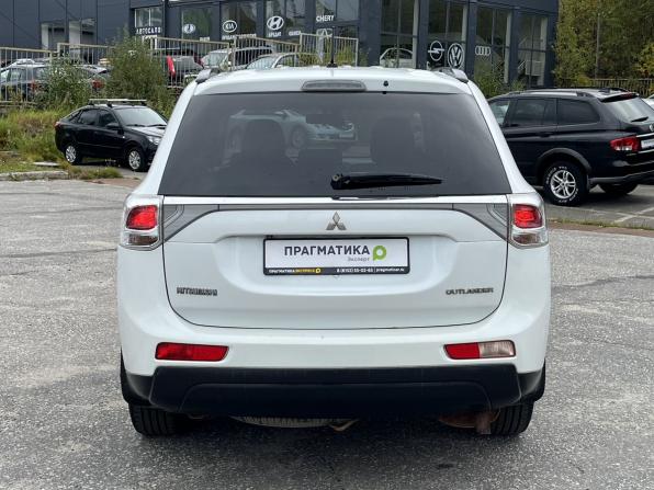 Mitsubishi Outlander III с пробегом 2013 года, цена 1 349 000 рублей, 135000 км, внедорожник, Автокод Объявления
