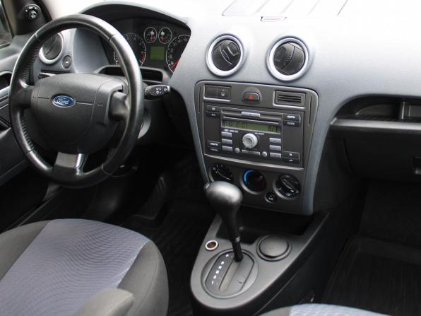 Ford Fusion I Рестайлинг с пробегом 2006 года, цена 549 000 рублей, 171031 км, хэтчбек, Автокод Объявления