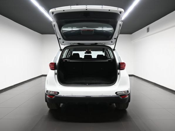Kia Sportage IV Рестайлинг с пробегом 2018 года, цена 2 245 000 рублей, 53079 км, внедорожник, Автокод Объявления