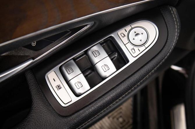 Mercedes-Benz C-Класс IV (W205) с пробегом 2017 года, цена 2 849 000 рублей, 131000 км, седан, Автокод Объявления