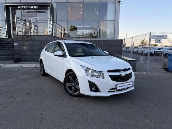 Chevrolet Cruze I Рестайлинг с пробегом 2014 года, цена 925 000 рублей, 117232 км, хэтчбек, Автокод Объявления