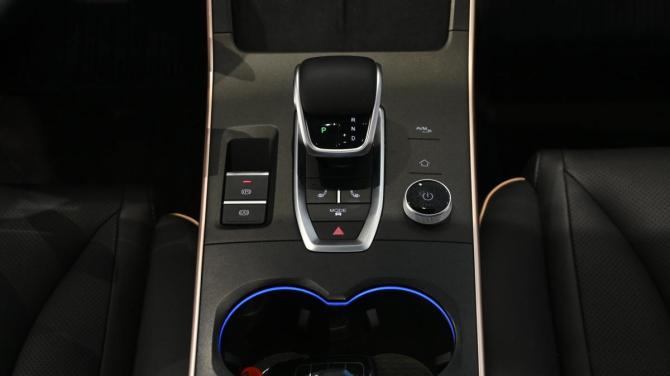 Omoda C5 I с пробегом 2023 года, цена 1 970 000 рублей, 10233 км, внедорожник, Автокод Объявления