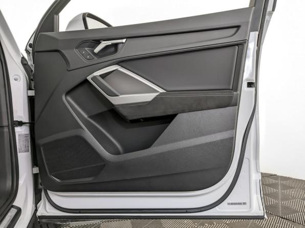 Audi Q3 II (F3) с пробегом 2021 года, цена 3 195 000 рублей, 54483 км, внедорожник, Автокод Объявления