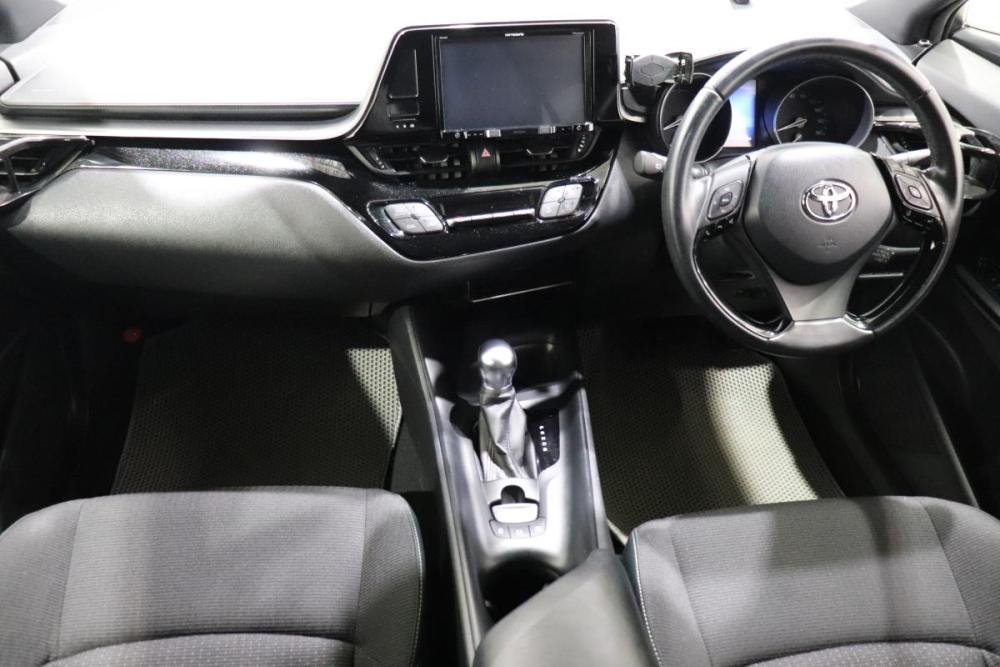 Toyota C-HR I Иркутск  - изображение 14