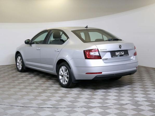 Skoda Octavia III (A7) Рестайлинг с пробегом 2017 года, цена 1 490 000 рублей, 187496 км, лифтбек, Автокод Объявления