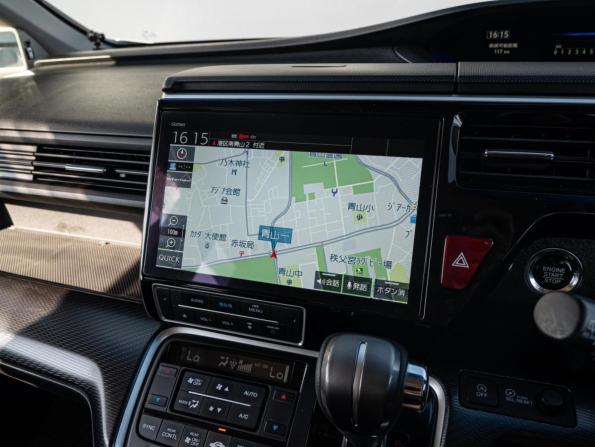 Honda Stepwgn V Рестайлинг с пробегом 2019 года, цена 2 990 000 рублей, 45072 км, минивэн, Автокод Объявления