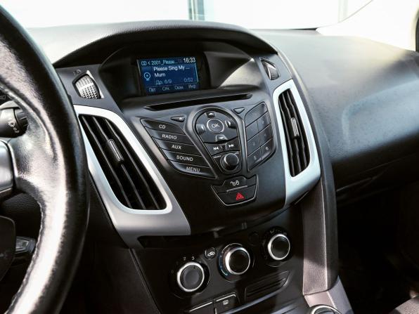 Ford Focus III с пробегом 2011 года, цена 699 000 рублей, 209665 км, хэтчбек, Автокод Объявления