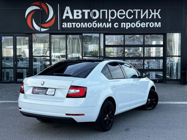 Skoda Octavia III (A7) Рестайлинг с пробегом 2017 года, цена 1 775 000 рублей, 155279 км, лифтбек, Автокод Объявления