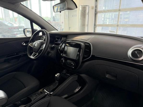Renault Kaptur I Рестайлинг с пробегом 2020 года, цена 1 390 000 рублей, 172053 км, внедорожник, Автокод Объявления