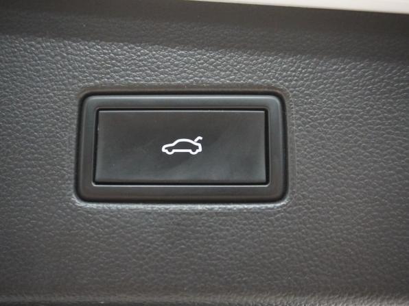Volkswagen Tiguan II Рестайлинг (China Market) с пробегом 2023 года, цена 3 700 000 рублей, 82000 км, внедорожник, Автокод Объявления