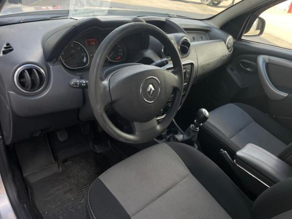 Renault Duster I с пробегом 2013 года, цена 799 000 рублей, 200000 км, внедорожник, Автокод Объявления