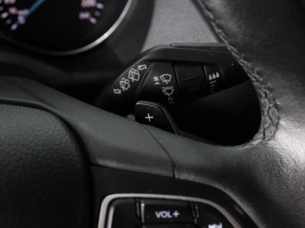 Ford Kuga II Рестайлинг с пробегом 2018 года, цена 1 847 000 рублей, 71579 км, внедорожник, Автокод Объявления