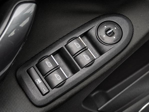 Ford Kuga I с пробегом 2011 года, цена 999 000 рублей, 222503 км, внедорожник, Автокод Объявления
