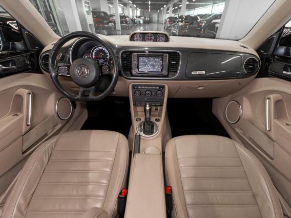 Volkswagen Beetle II (A5) с пробегом 2014 года, цена 2 150 000 рублей, 105984 км, хэтчбек, Автокод Объявления