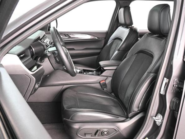 Jeep Grand Cherokee V (WL) с пробегом 2022 года, цена 7 700 000 рублей, 41760 км, внедорожник, Автокод Объявления