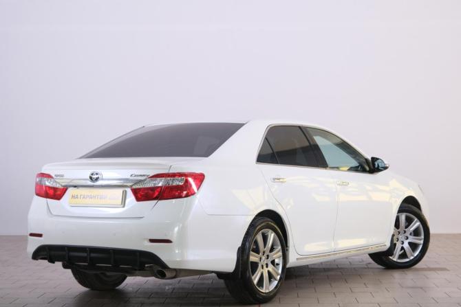 Toyota Camry VII (XV50) с пробегом 2014 года, цена 1 999 000 рублей, 175000 км, седан, Автокод Объявления