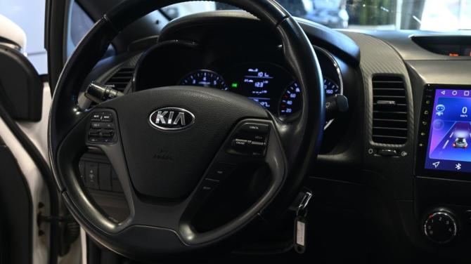 Kia Cerato III с пробегом 2013 года, цена 1 095 000 рублей, 168413 км, седан, Автокод Объявления