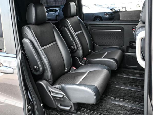 Honda Stepwgn V Рестайлинг с пробегом 2021 года, цена 2 649 000 рублей, 57148 км, минивэн, Автокод Объявления